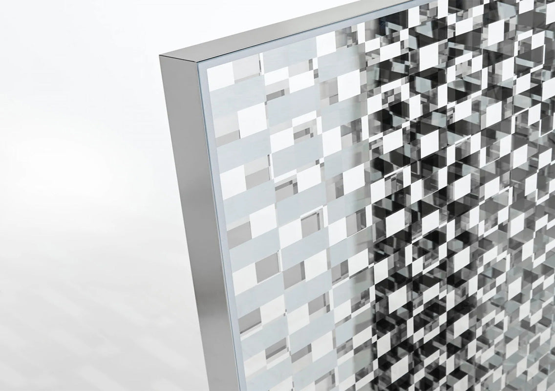 Fragment Checked 3-Panel Glass Screen