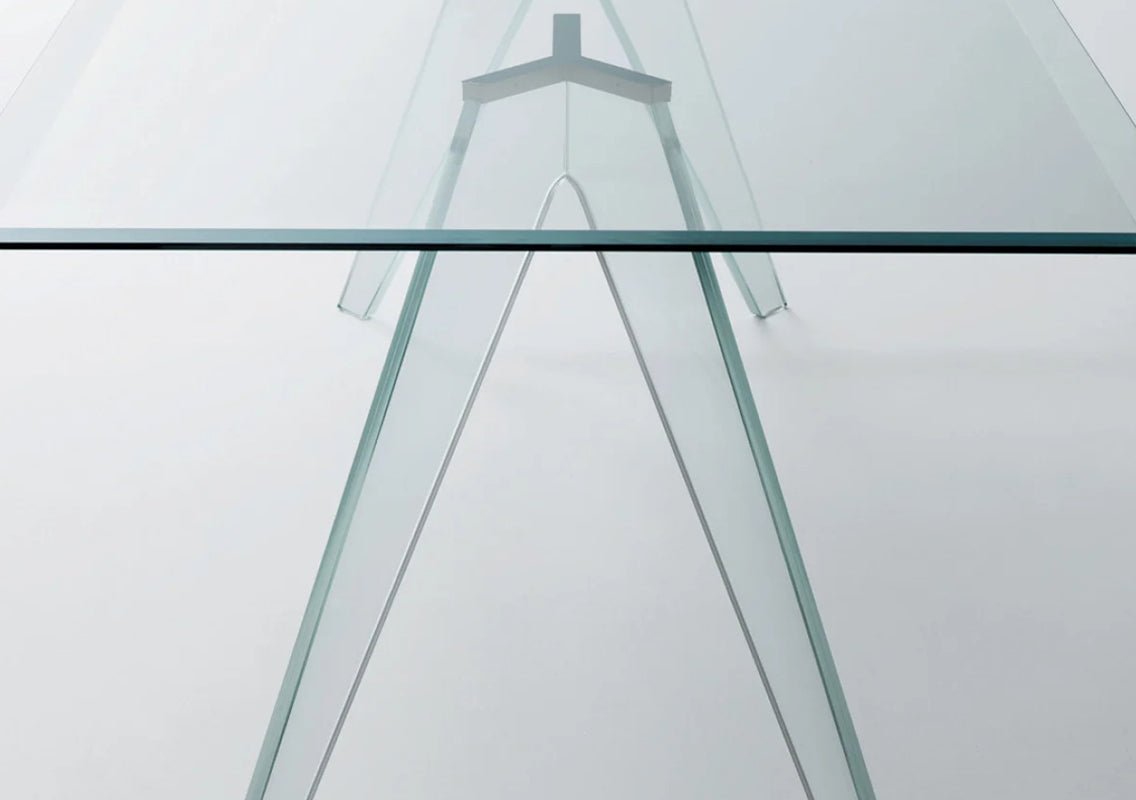 Alister Dining Table
