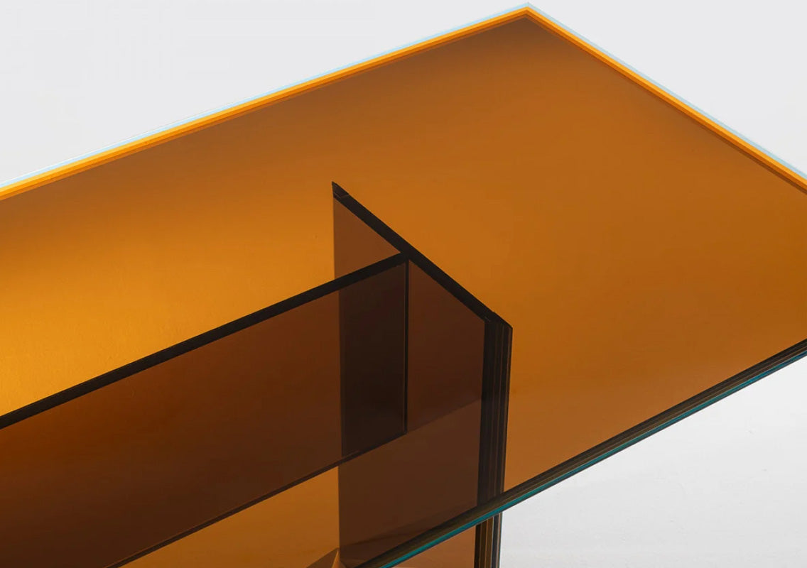 Bisel Dining Table