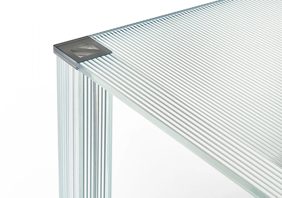 Cryptée Dining Table