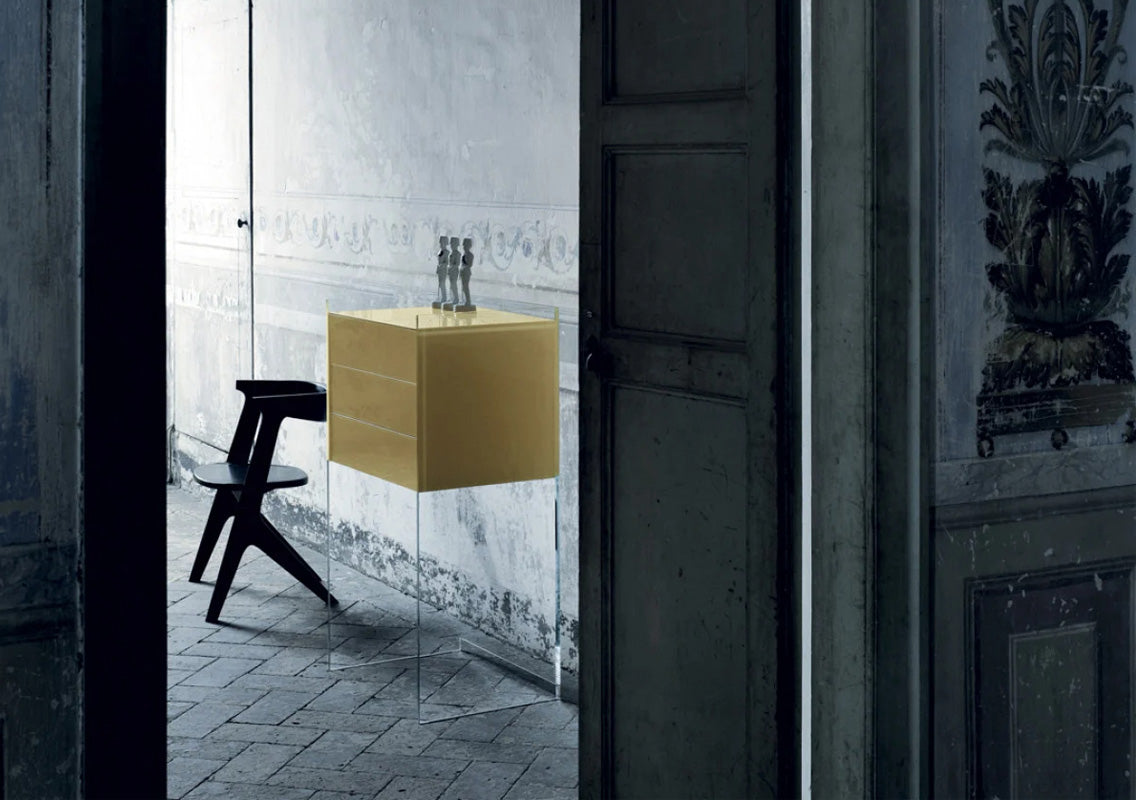 Float Dresser