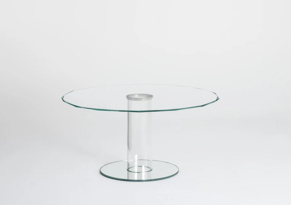 Hub Cut Dining Table
