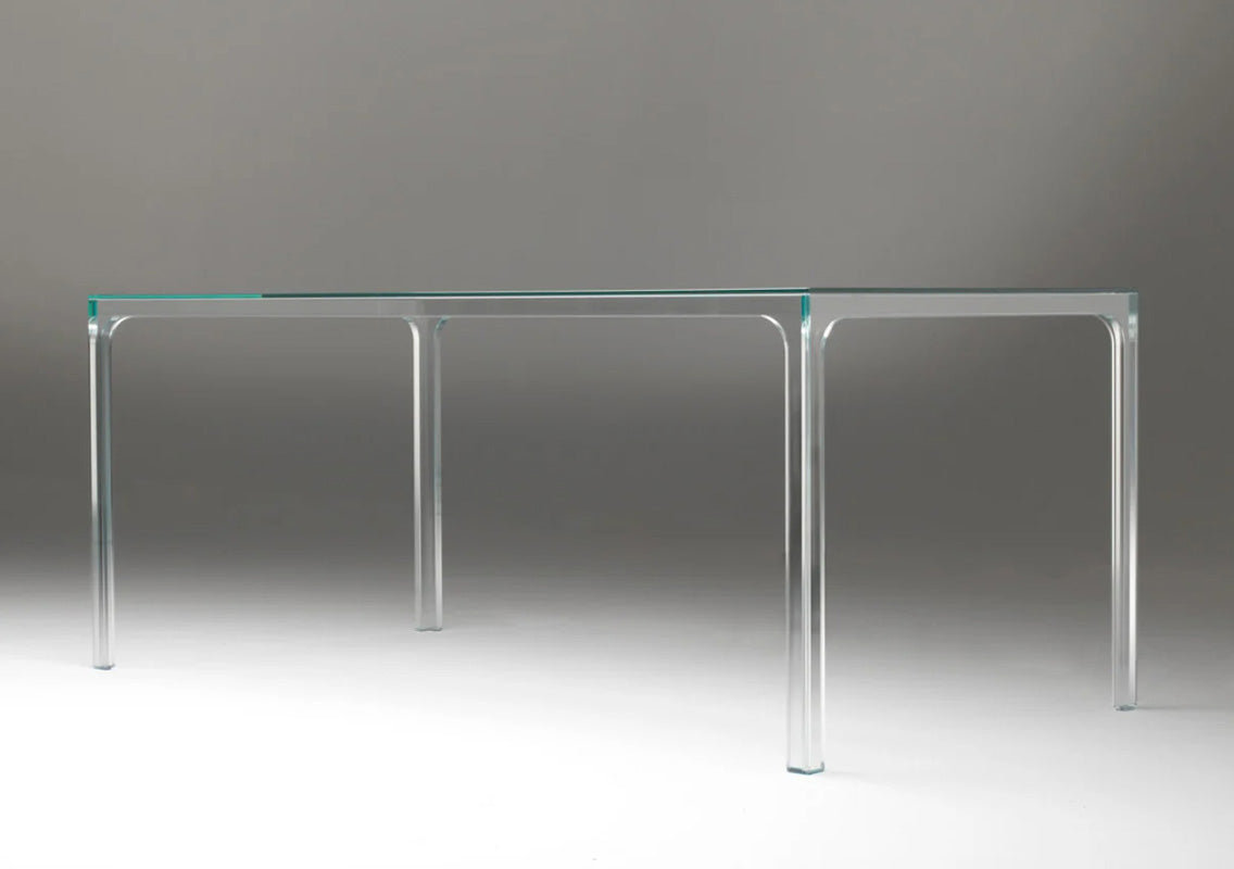 Oscar Dining Table