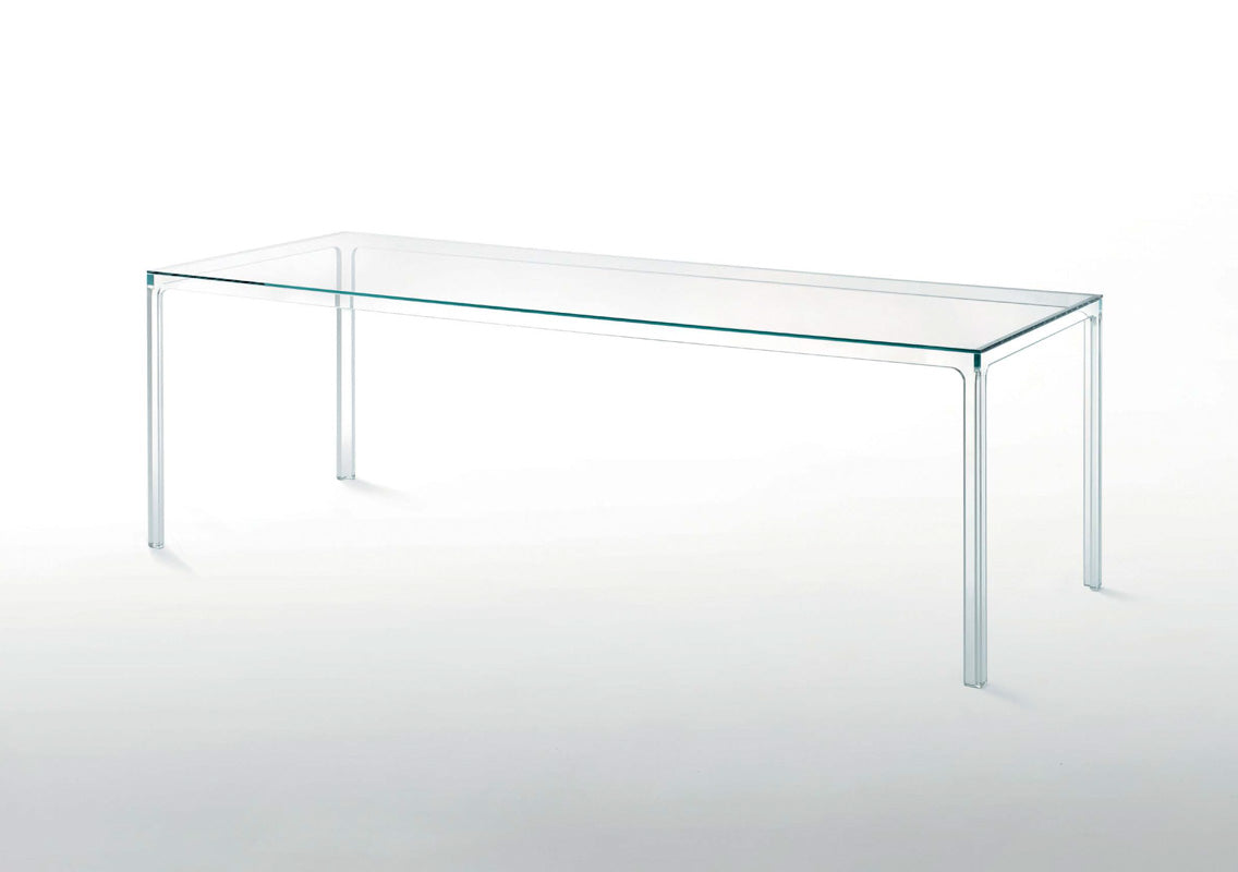 Oscar Dining Table
