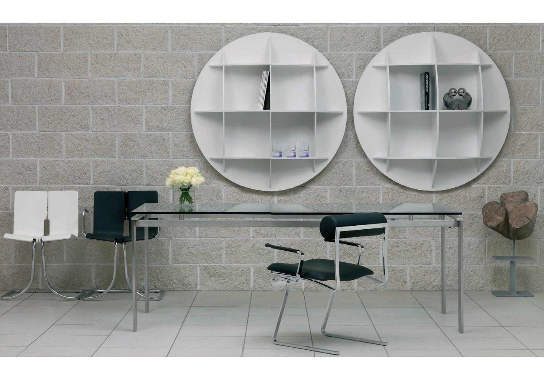 Sbalzo Armchair
