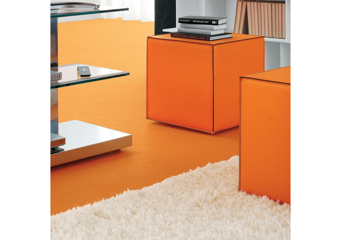 Kubo Pouf on Wheels