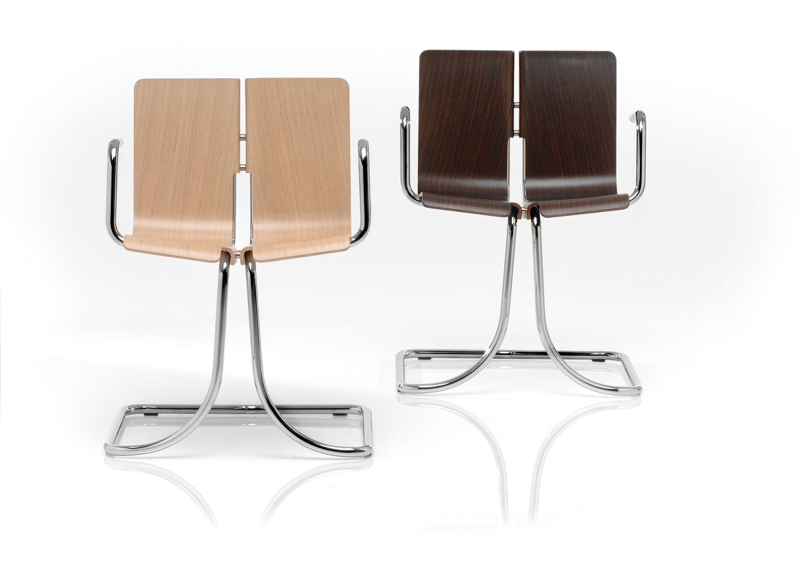 Sbalzo Armchair