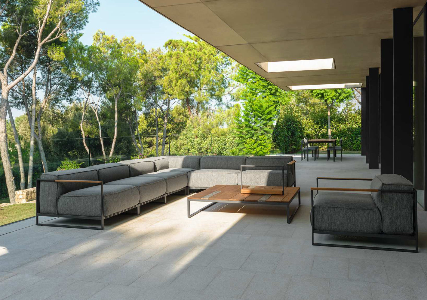 Casilda Living Armchair