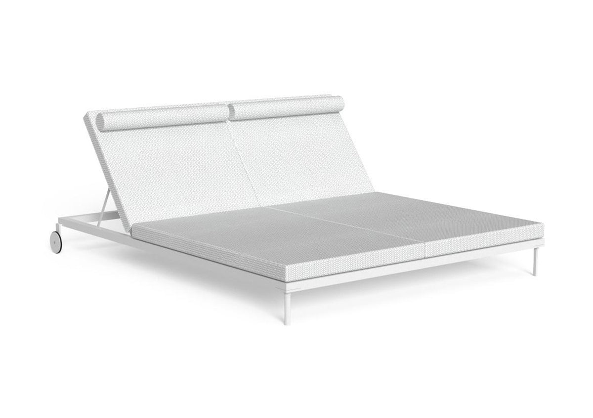 Finish - White Frame Silver Cushion