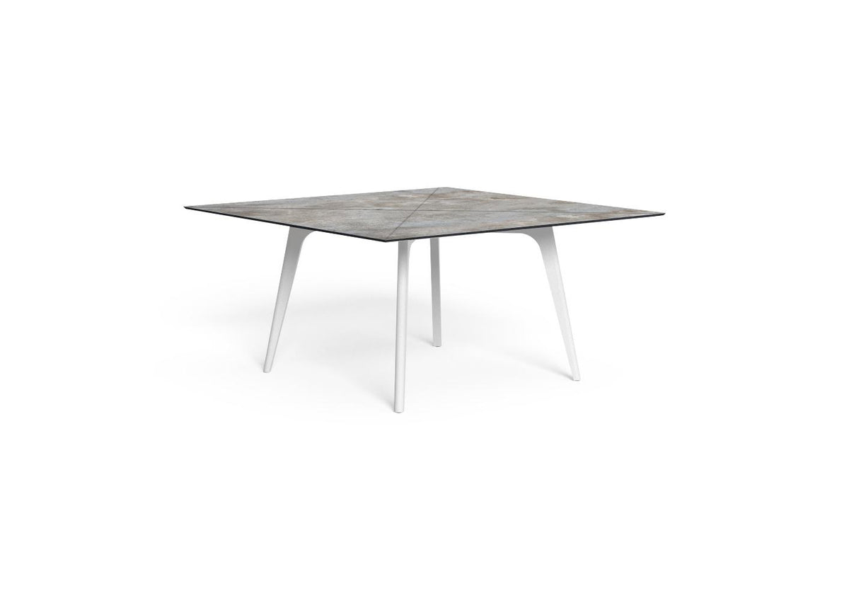 Finish - White Base Light Vitter Top