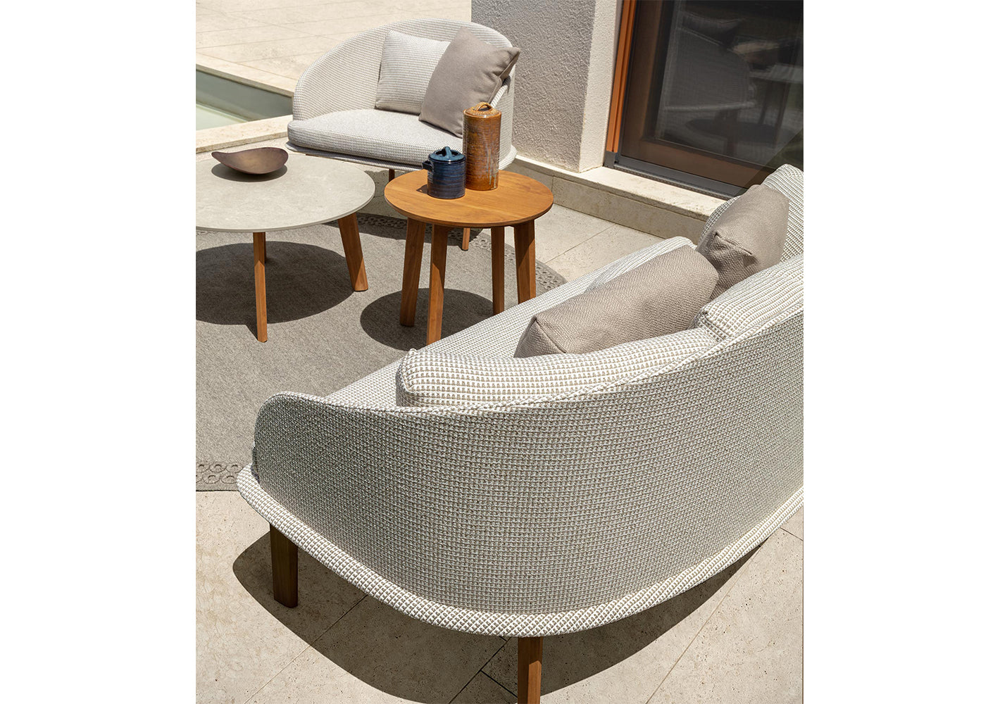 CleoSoft//Wood Love Seat Sofa