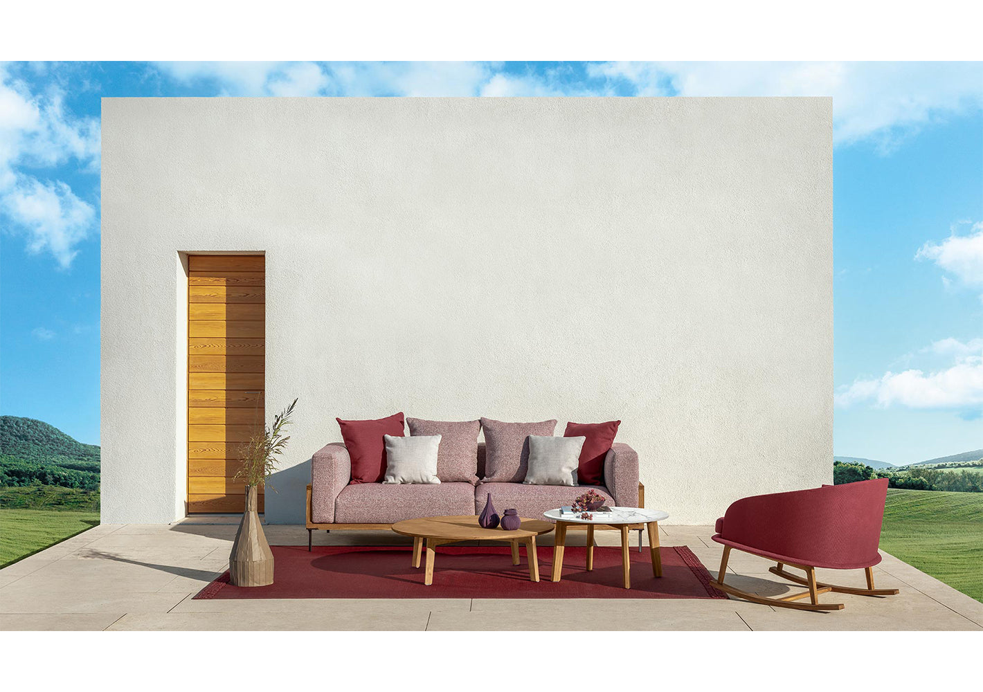 CleoSoft//Wood Three-seater Sofa