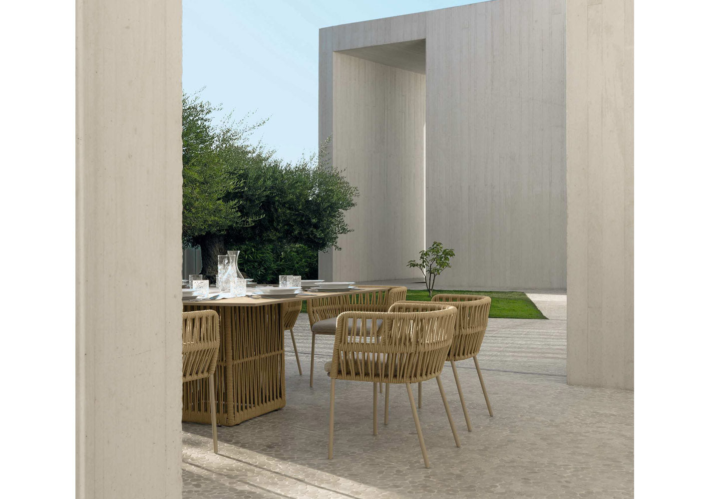Cliff Square Dining Table