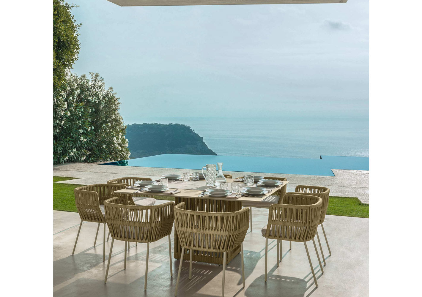 Cliff Square Dining Table