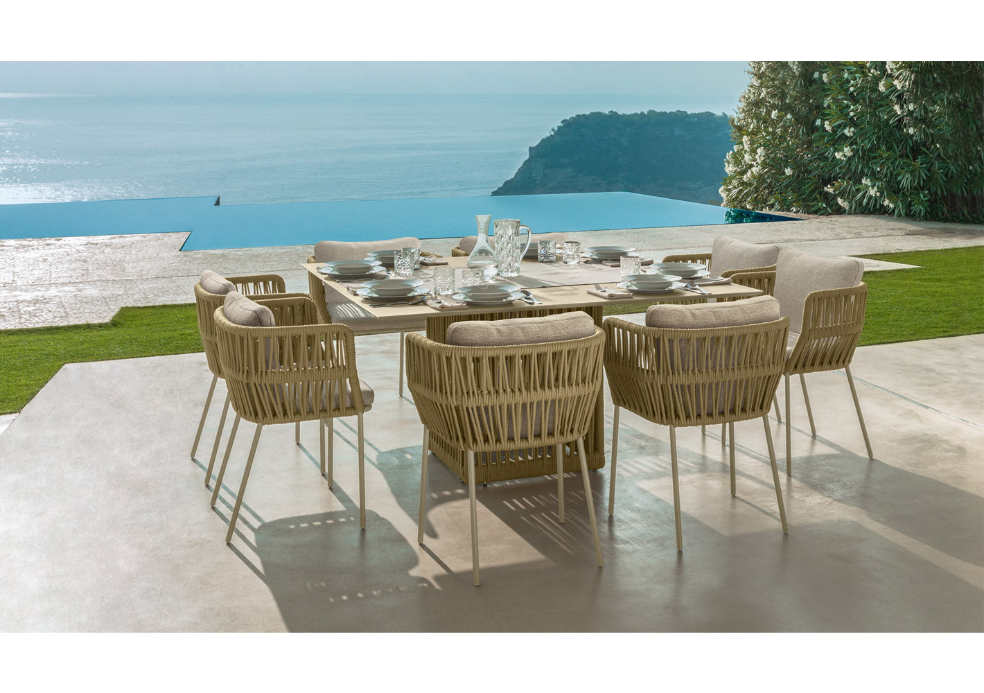 Cliff Square Dining Table