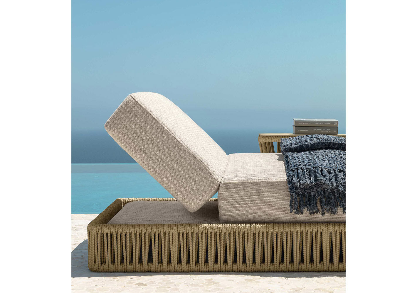 Cliff Sunbed