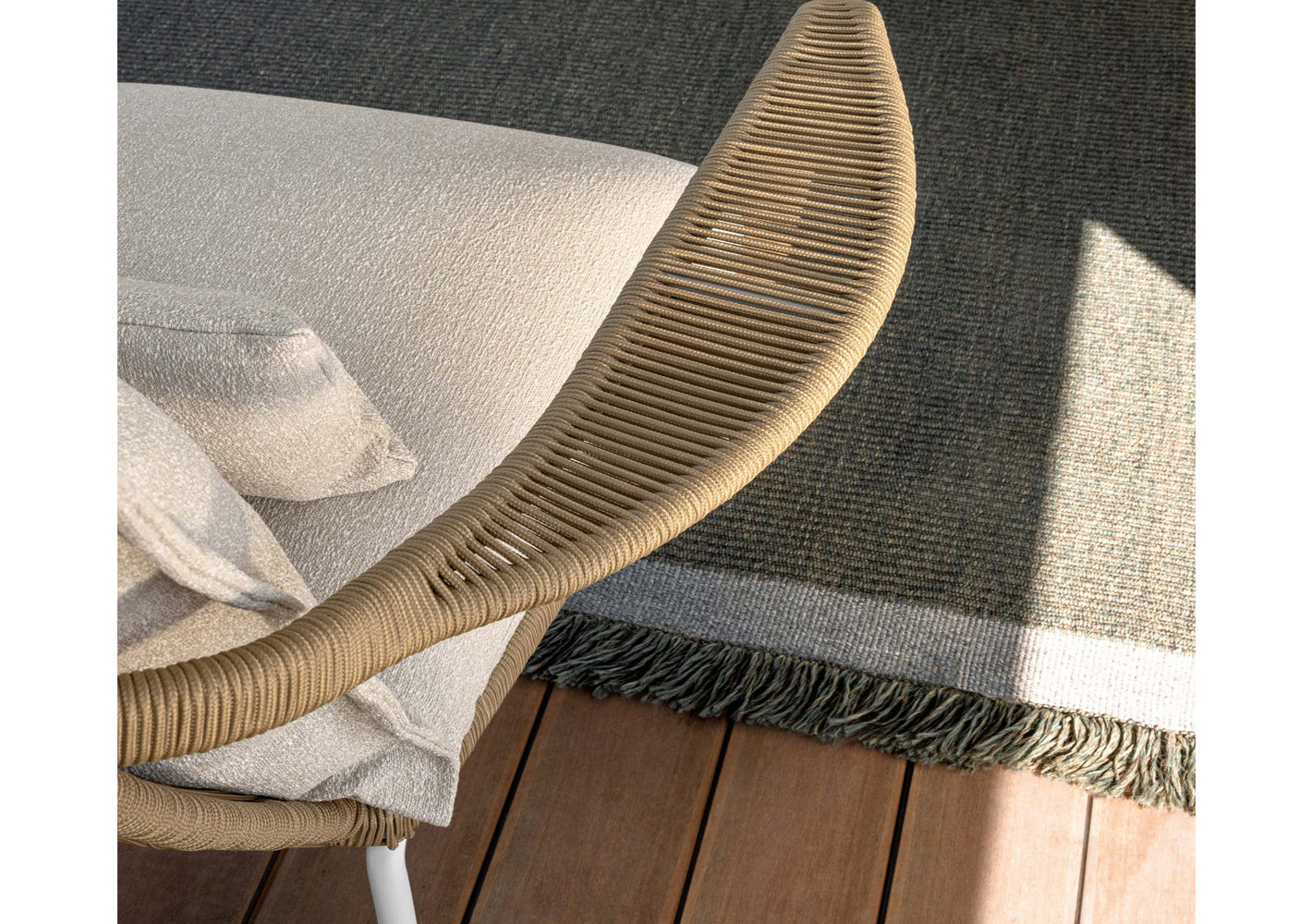 Cruise//Alu Living Armchair