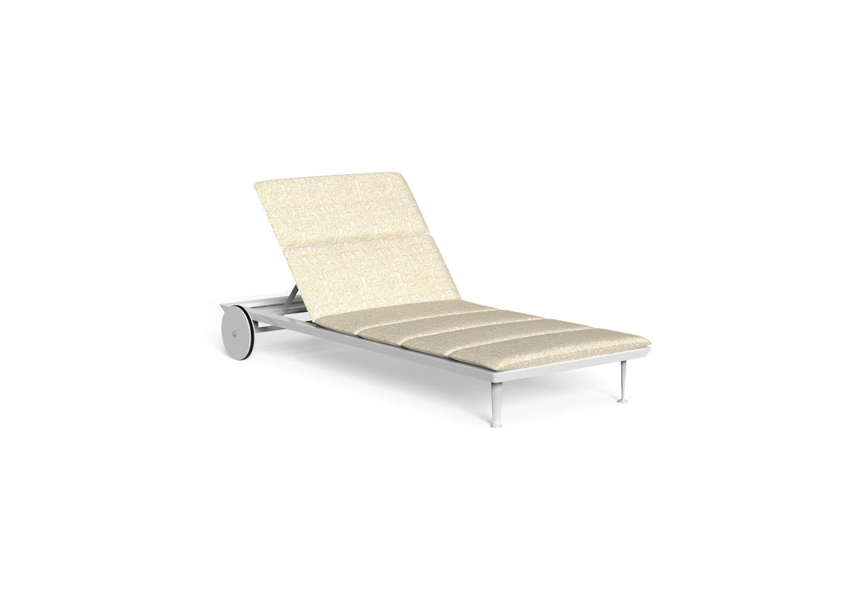 Finish - White Frame Sand Cushions