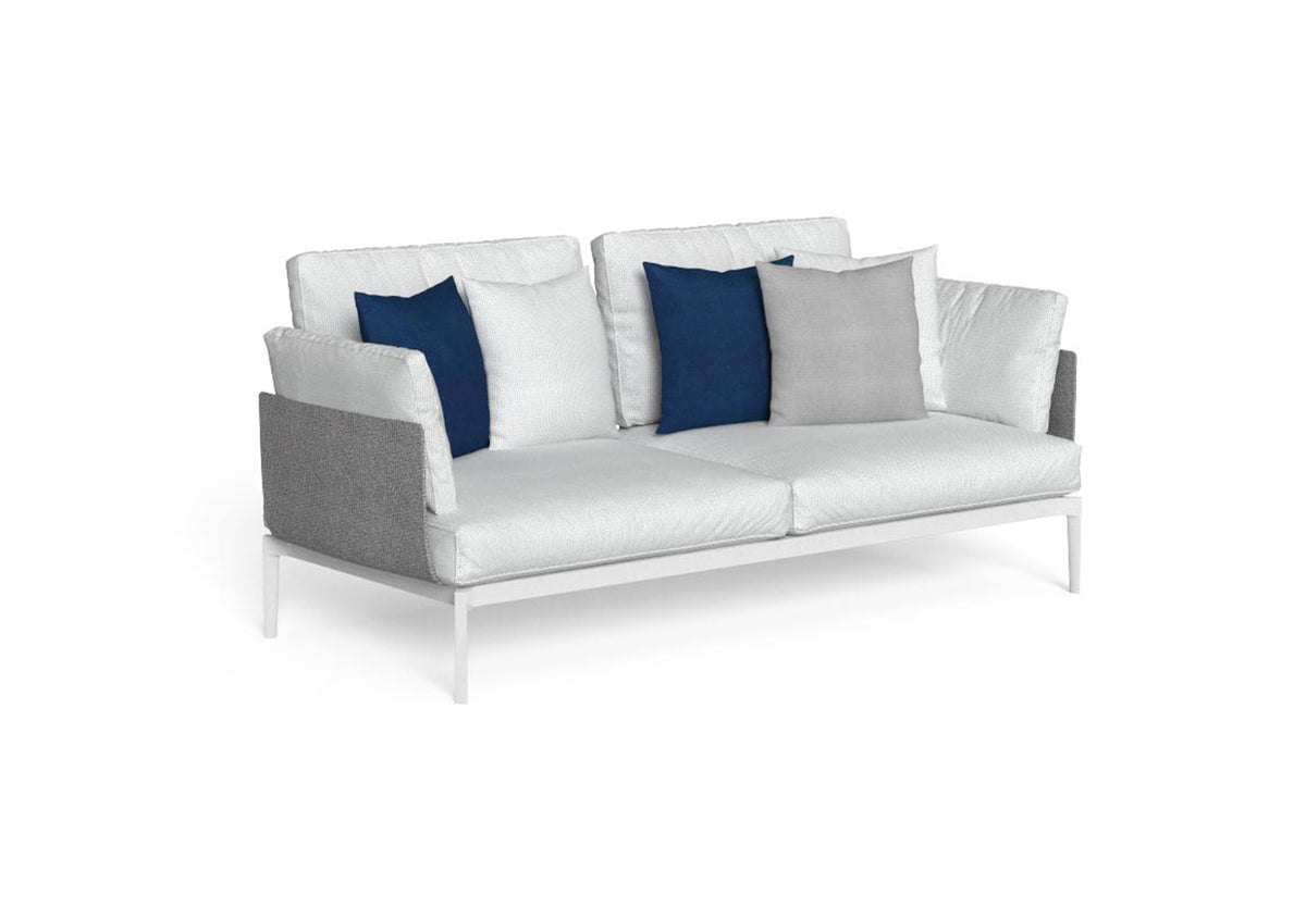 Finish - White Frame Silver Cushions