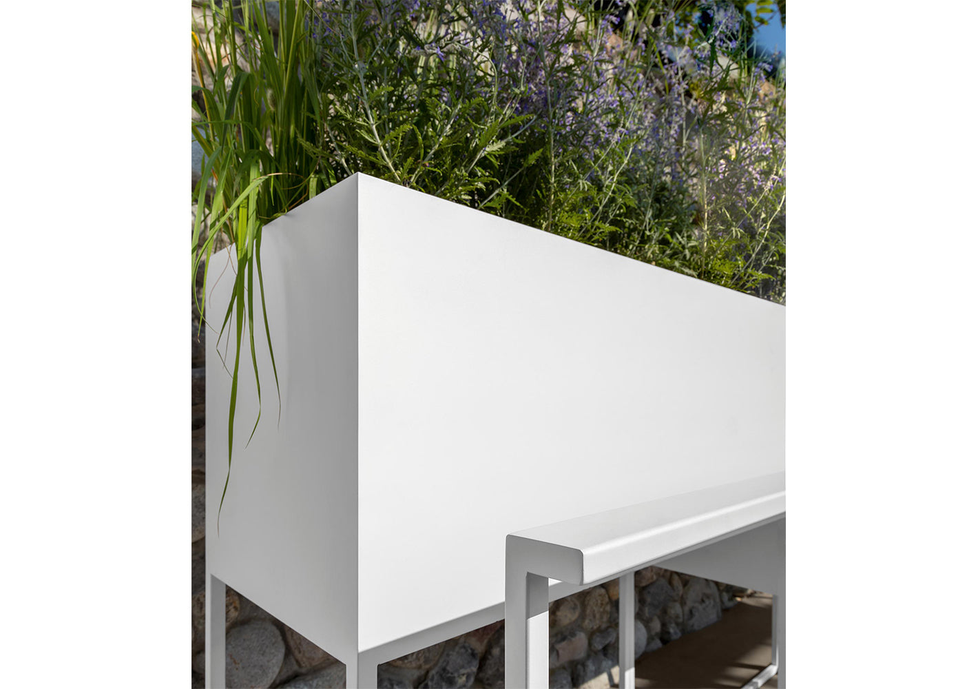 Path Planter + Handrail H100