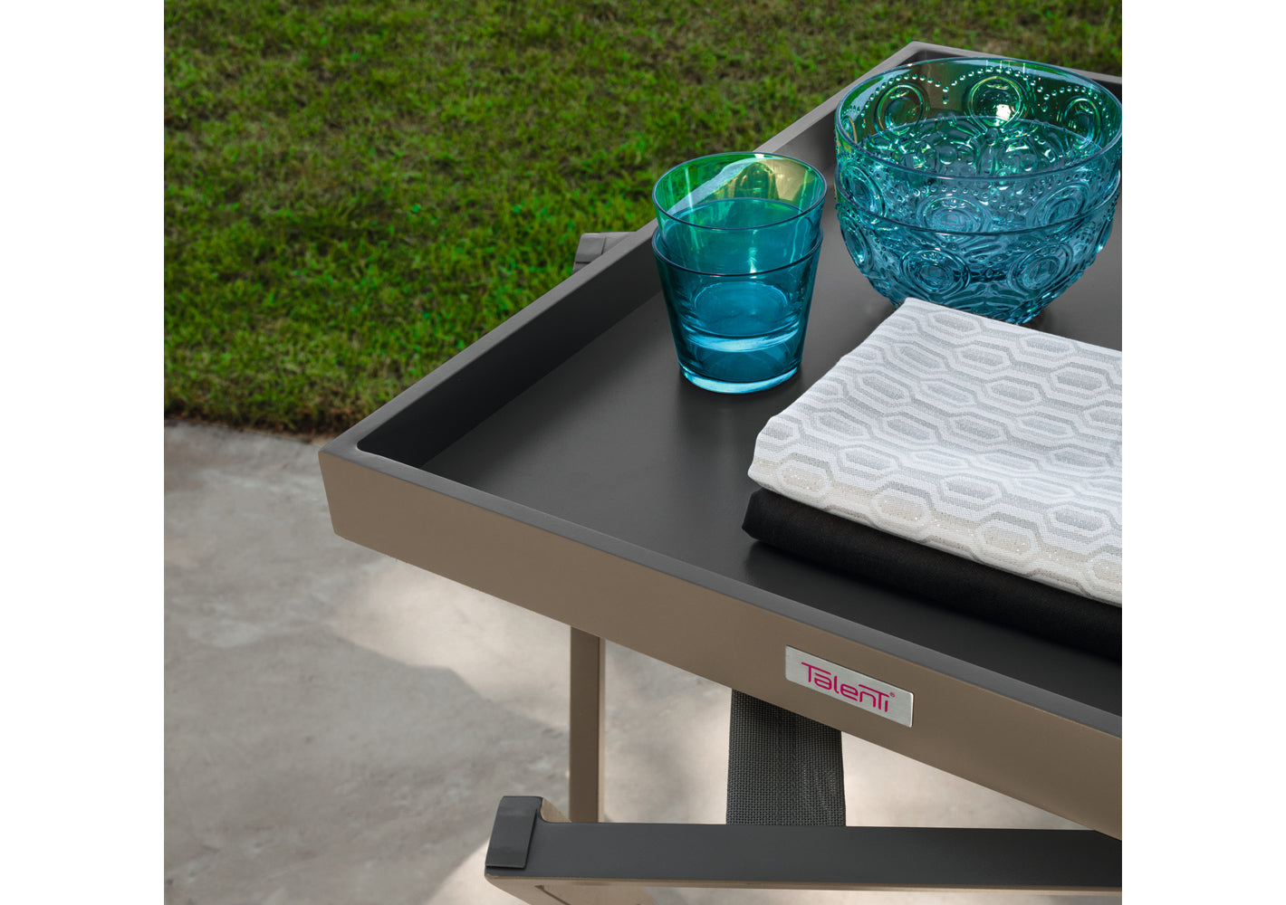 Ray Serving Table Big