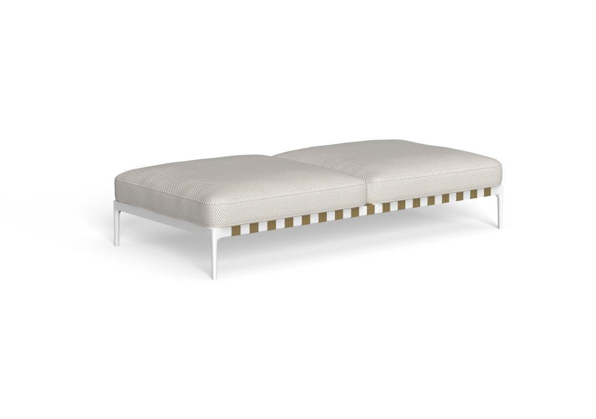 Finish - White Frame White Beige Cushions
