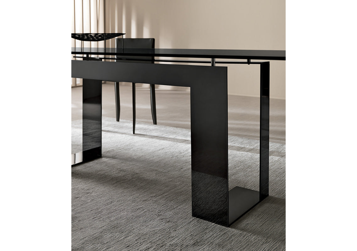 Miles Dining Table