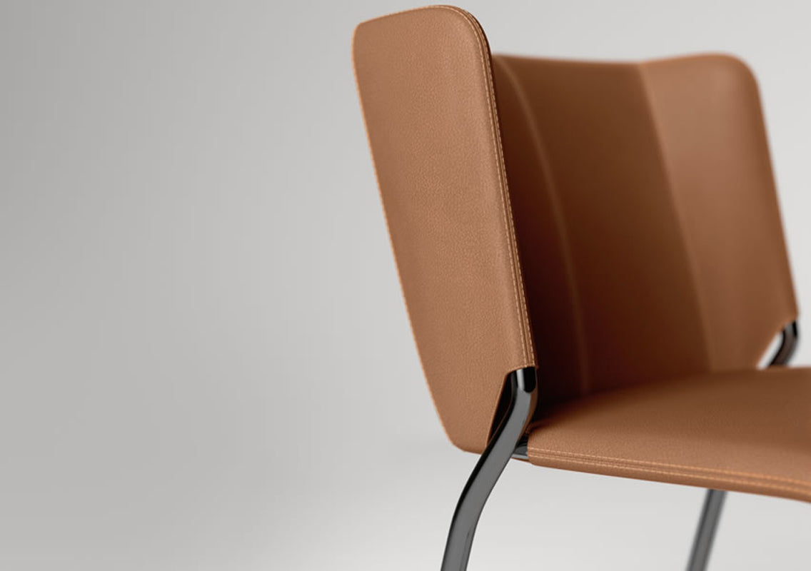 She Chair