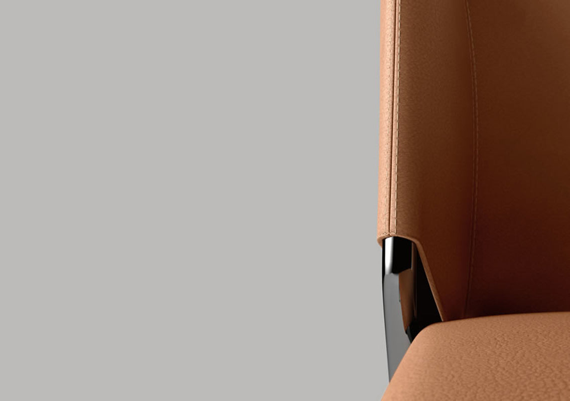 She Chair