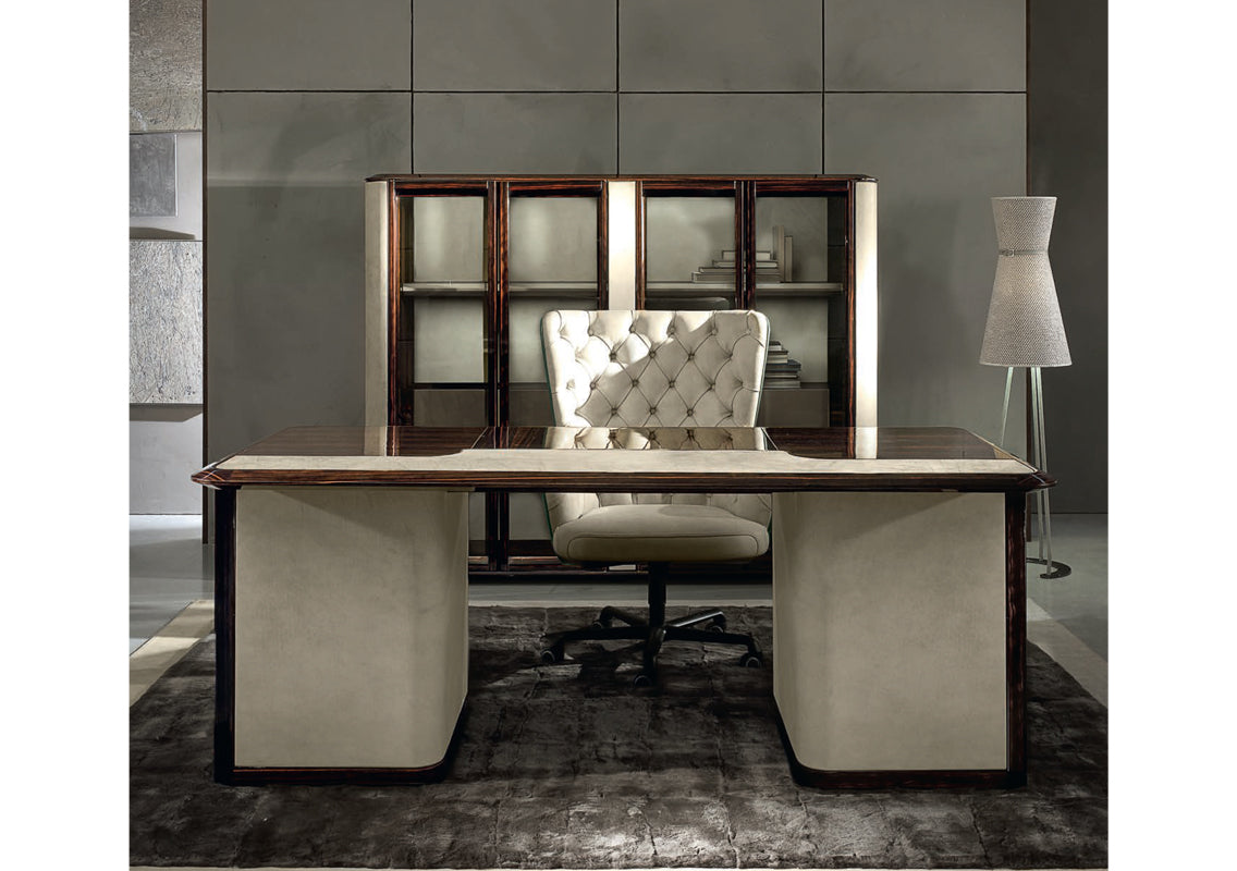 Bruce Desk