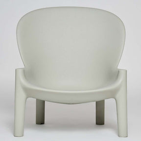 https://cdn.shopify.com/s/files/1/0587/3775/4249/files/Balzac_Armchair_no_cushions_01.jpg?v=1741152998
