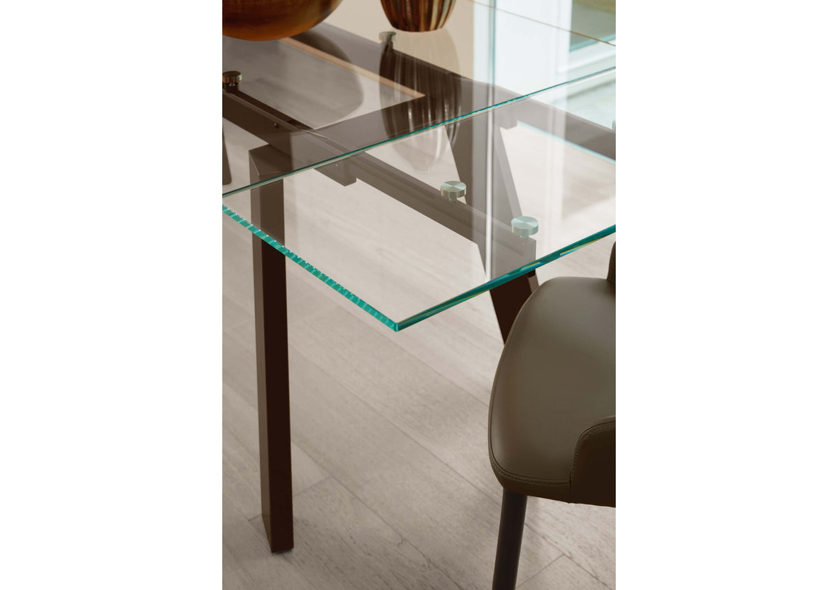 Gulliver Extendable Dining Table Large (Quick Ship)