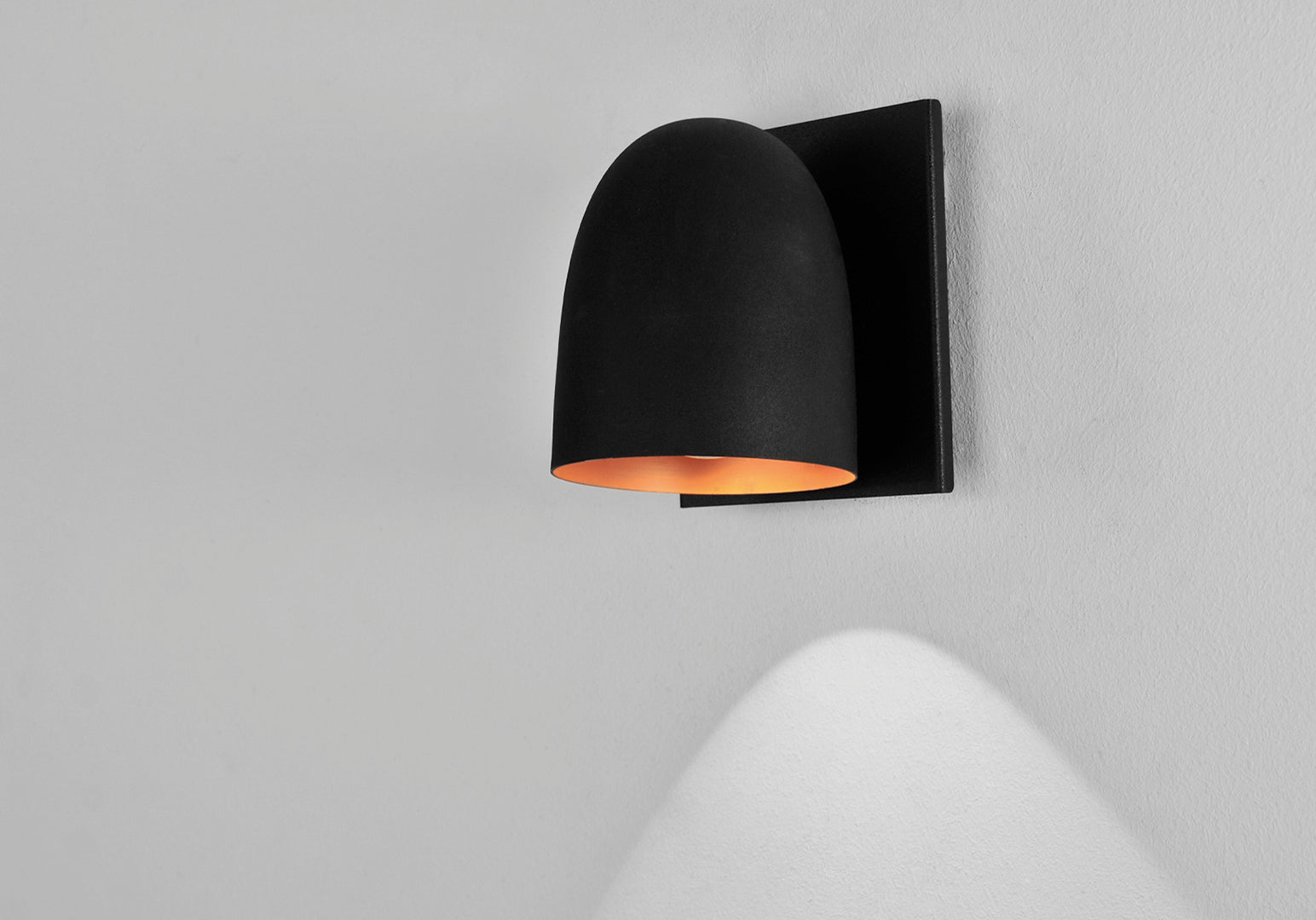 Speers W Wall Lamp