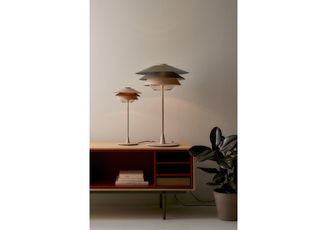 Overlay T25 Table Lamp