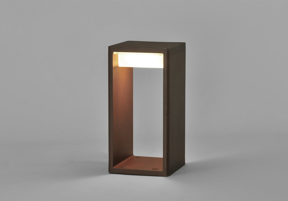 Frame M Corten Outdoor Floor Lamp (Quick Ship)