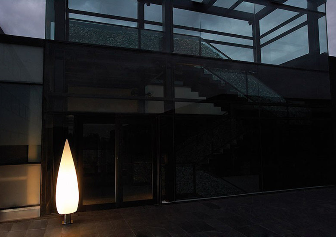 Kanpazar 150A Outdoor Floor Lamp
