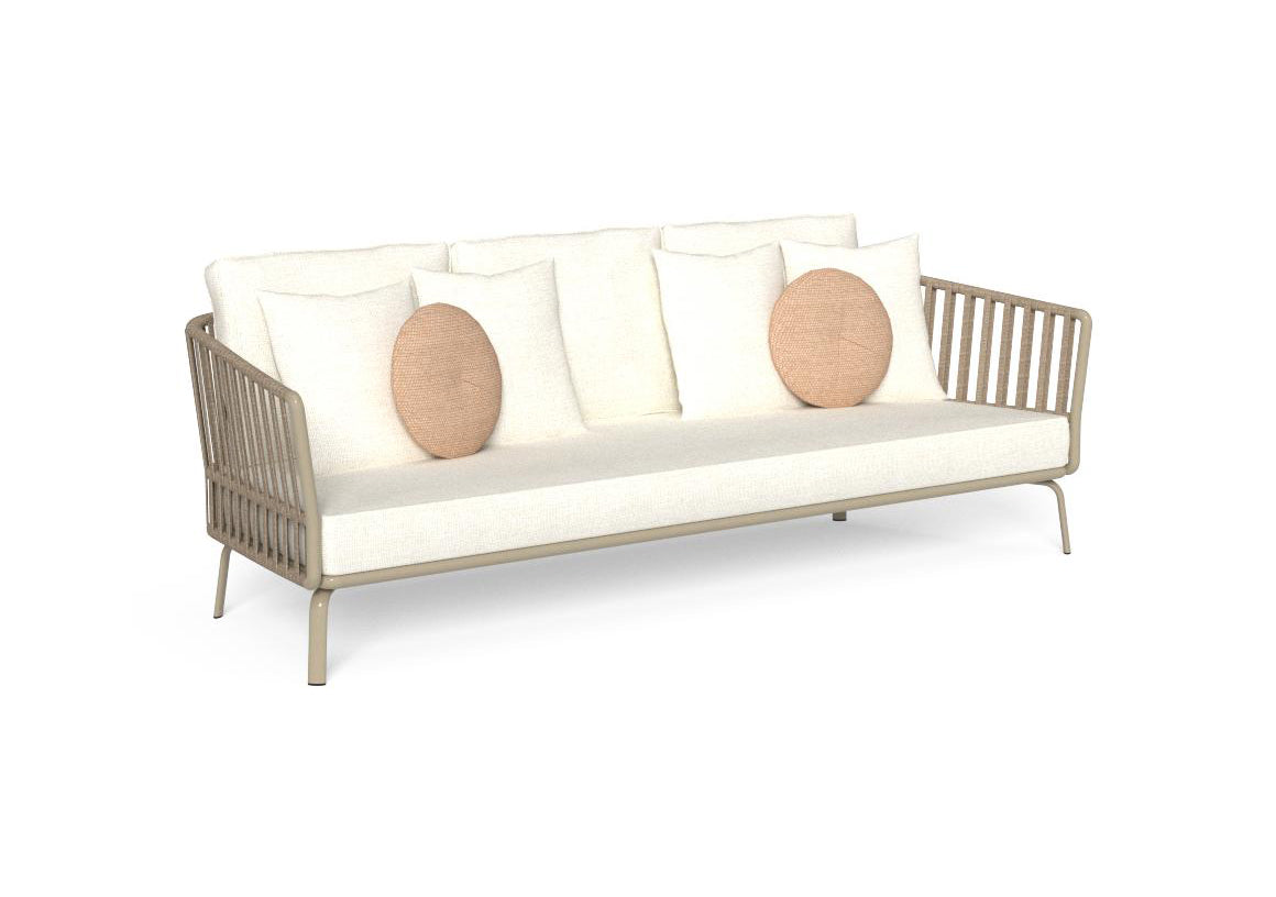 Finish - Dove Frame Warm White Cushions