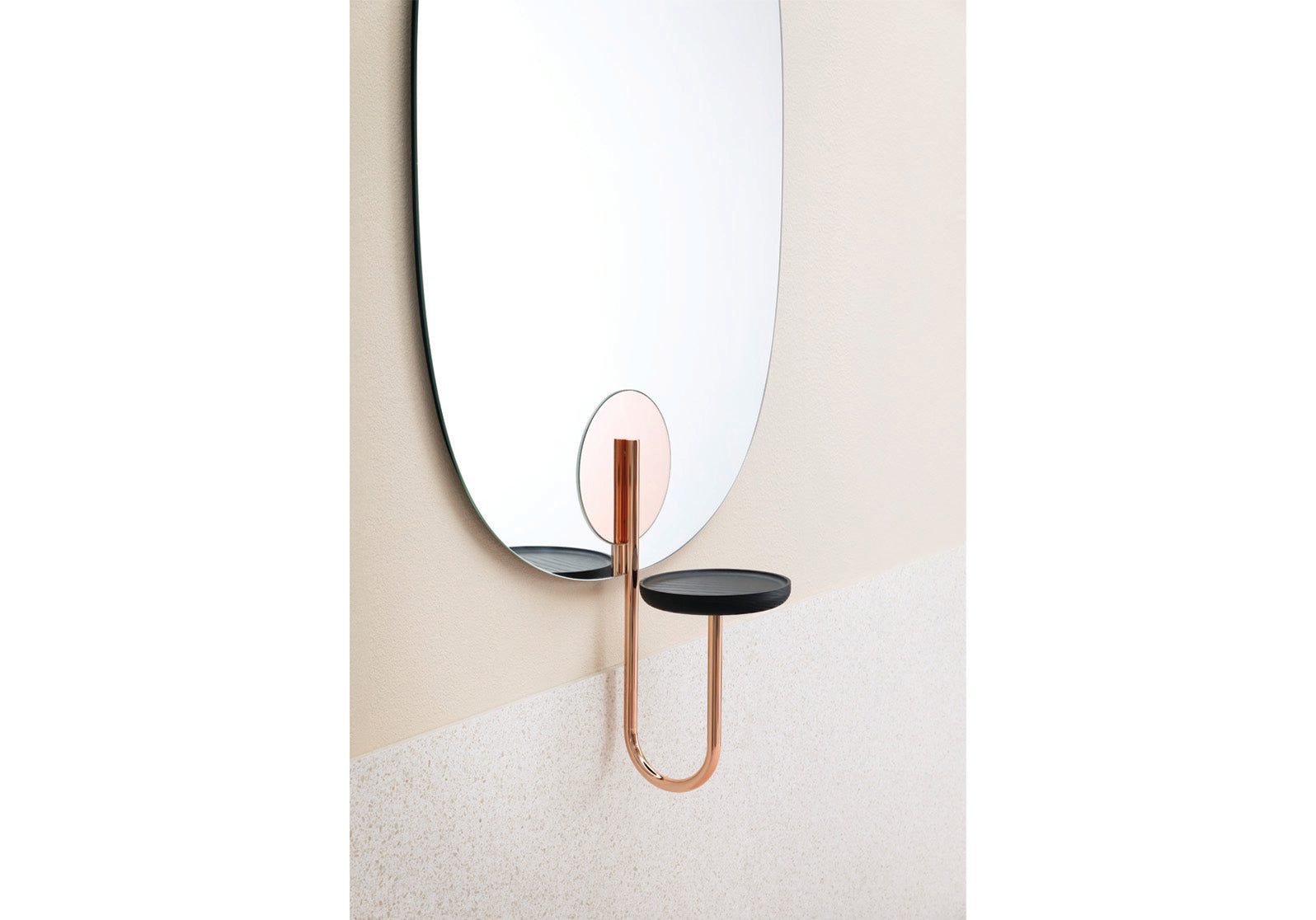 Cigales Mirror With Plant Stand & Vase