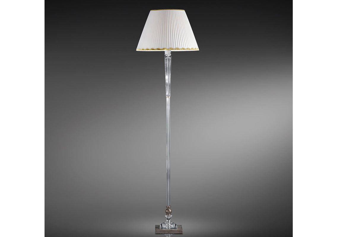 8052 Floor Lamp