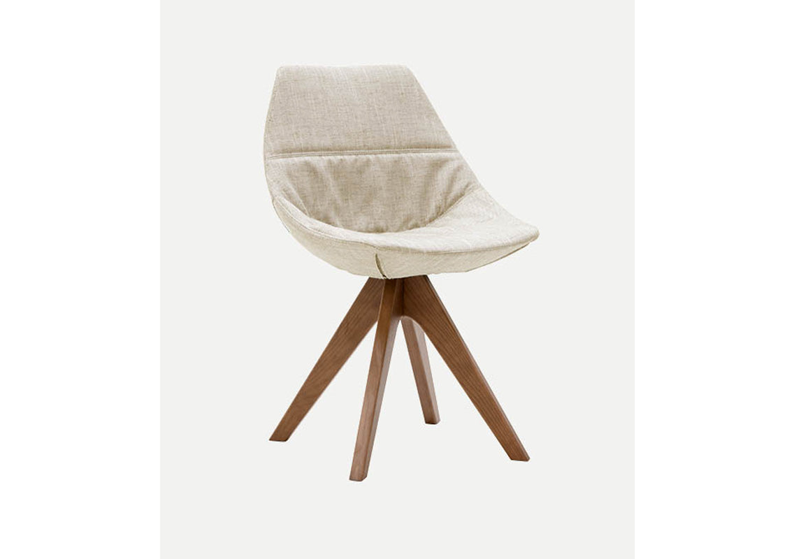 Gamma Padded Chair With Wooden Slanted Legs
