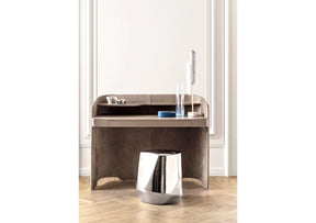 Chloé Vanity Desk With Mirror (Quick Ship)