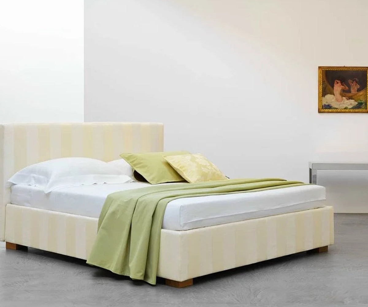 Lipari Plus Bed. Removable Cover.