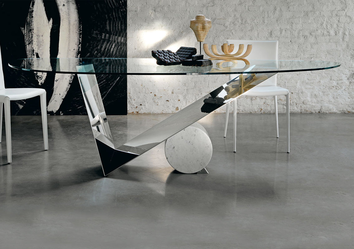 Valentinox Dining Table