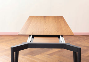 Decapo Extendable Dining Table