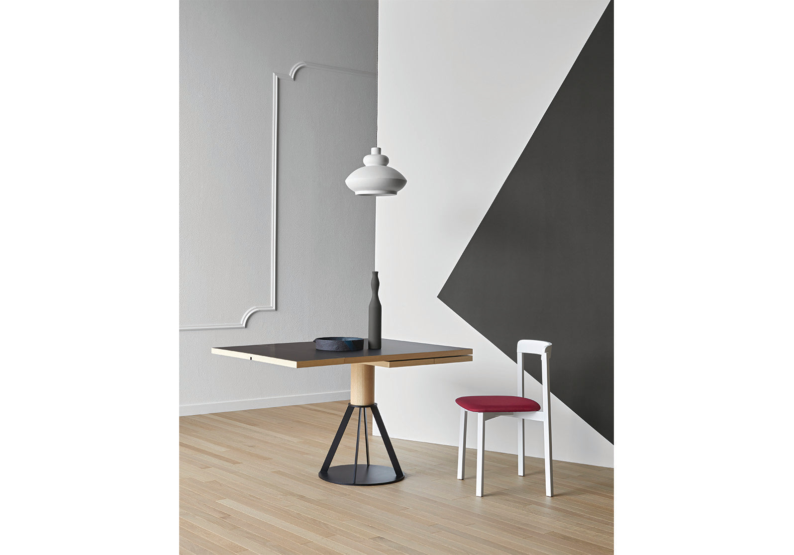 Geronimo Extendable Dining Table