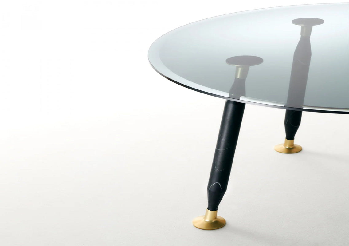 Lady Hio Round Dining Table