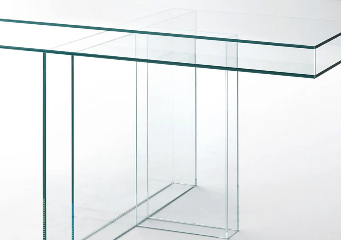 Verglas Dining Table