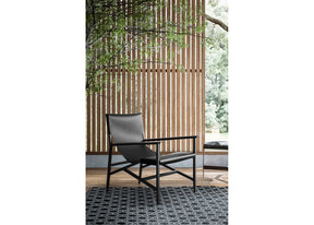 Isotta Armchair