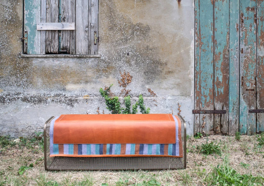 Caballito Blanco Long Bench