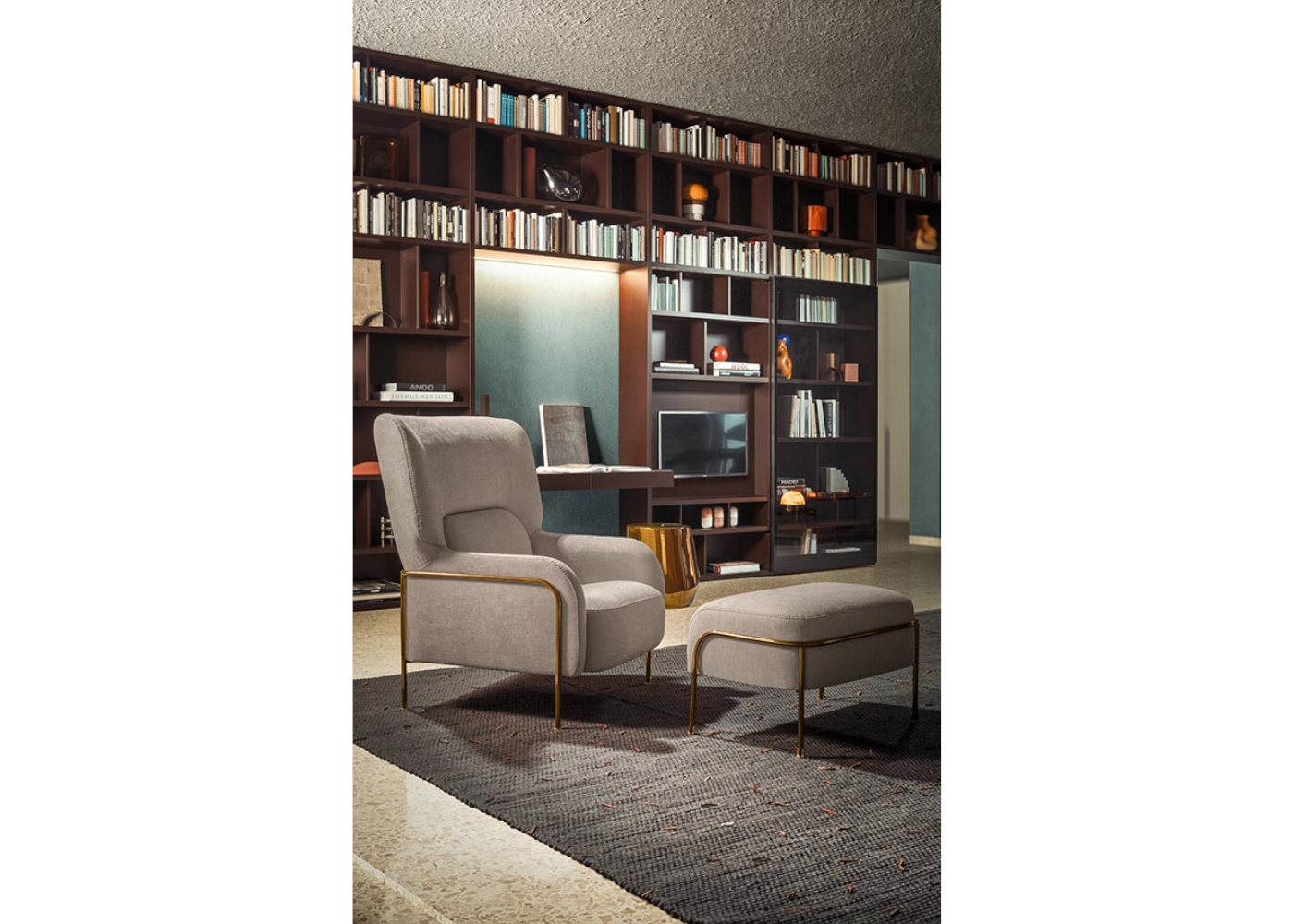 Platea Armchair - Main Image